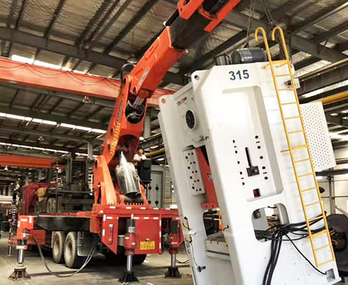 湘桥提升工作效率，选择优质折臂吊租赁服务