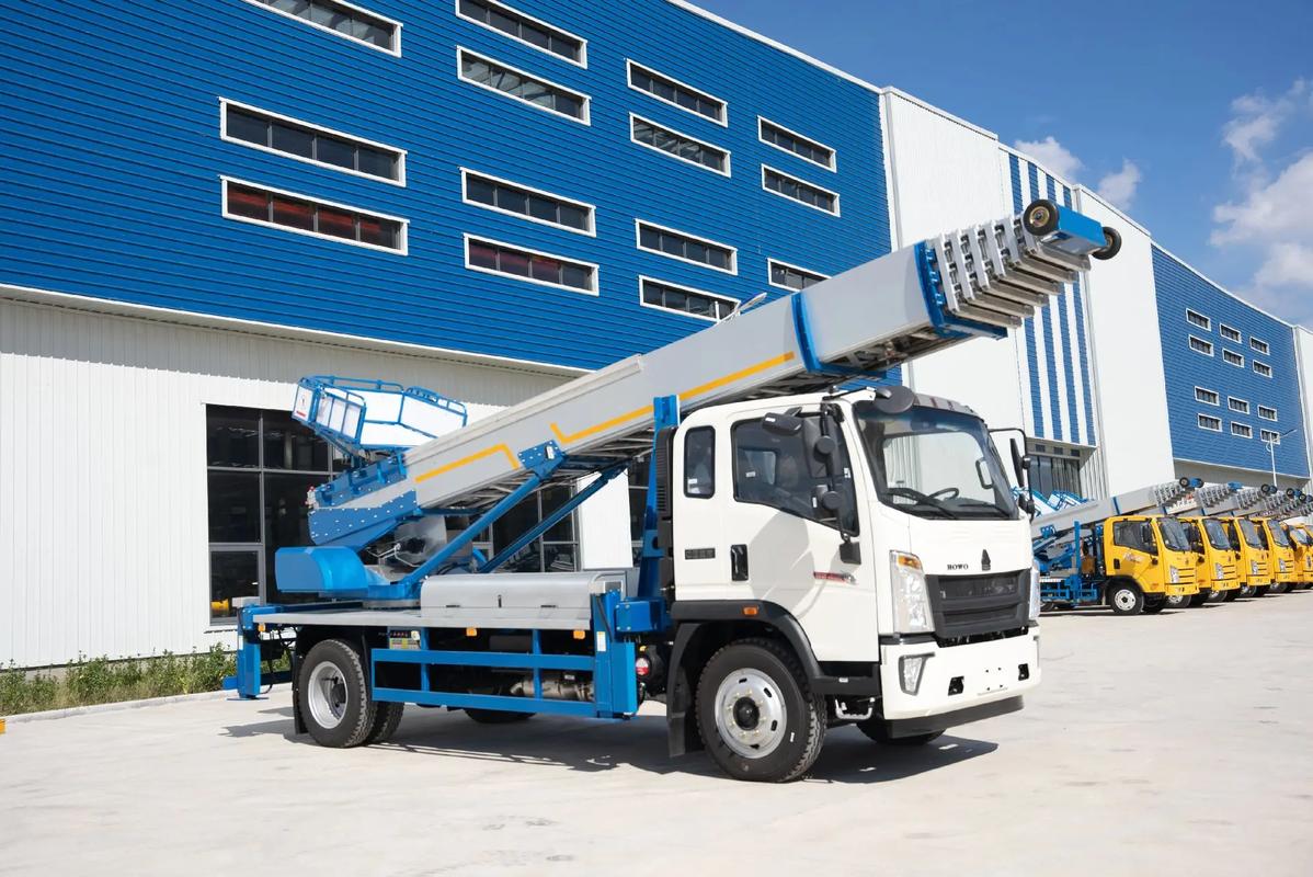 湘桥出租云梯车高空作业车 建筑垃圾搬运