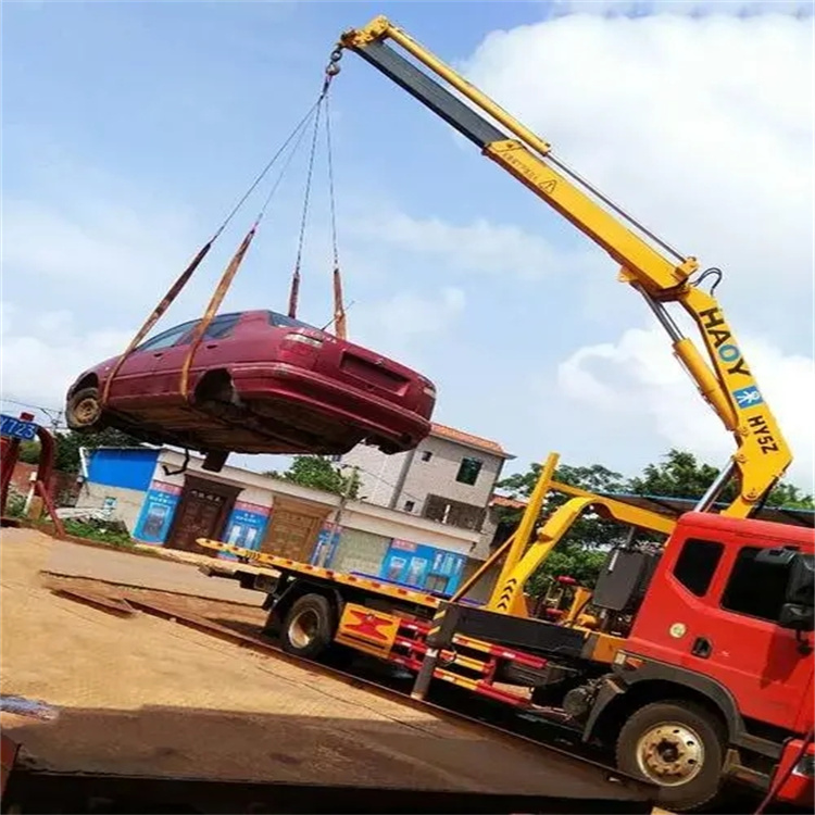 湘桥吊车吊汽车的正确方法